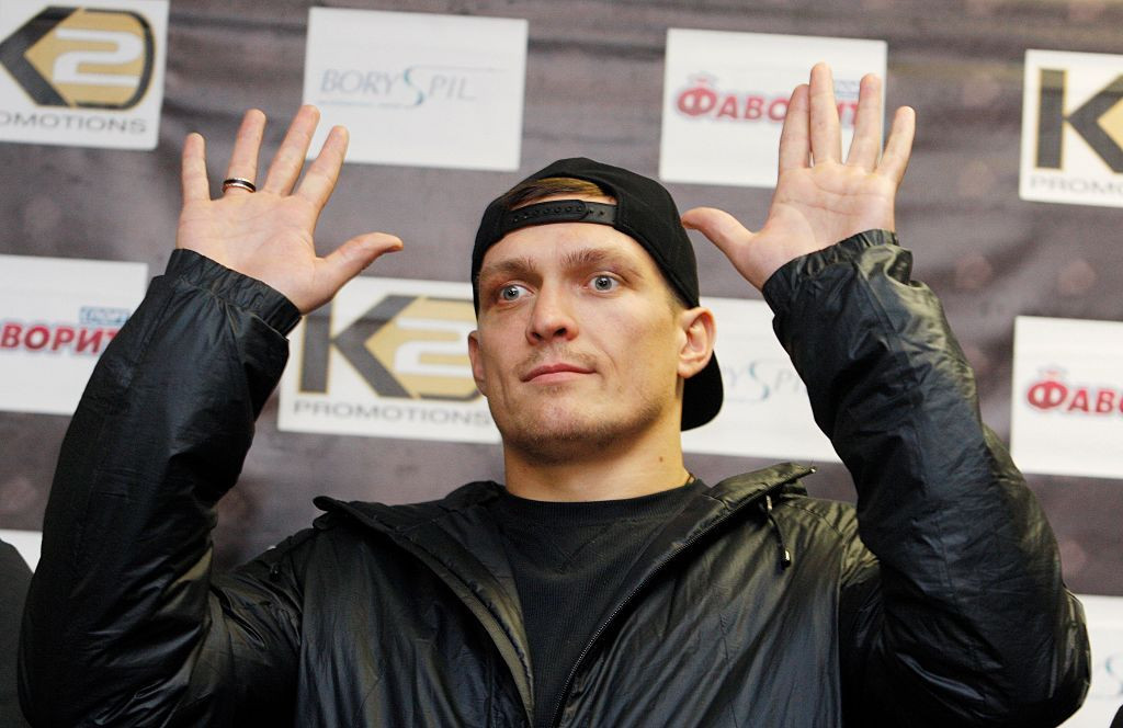 Campionul ucrainean Usyk, eliberat de polonezi, după ce fusese arestat pe aeroport!