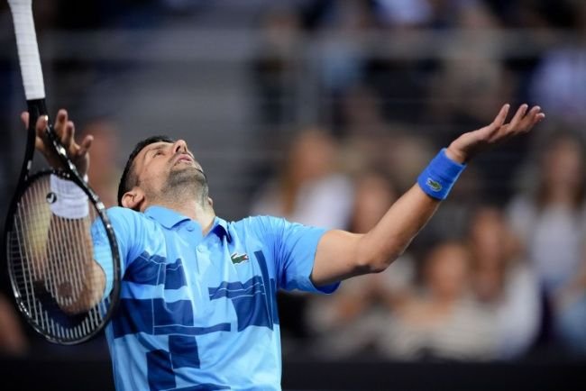 Grabă mare la Shanghai: Djokovic, enervat și el de arbitri. Ce probleme cauzează regula nou-introdusă
