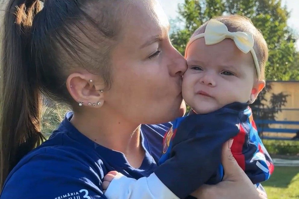 Ea este cea mai mică fotbalistă din România! Baby Iris are doar patru luni și e fiica unor sportivi_2