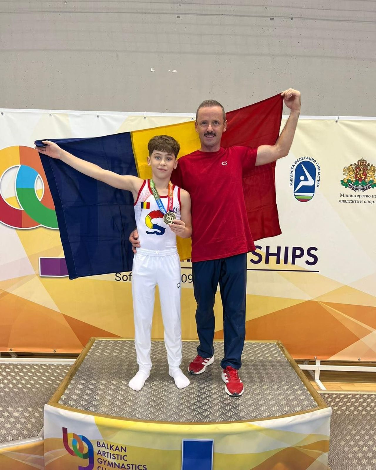 Alex Urzică, juniorul fără frică! Medalie de AUR și calificare în 5 finale pe aparate pentru fiul marelui campion Marius Urzică_4