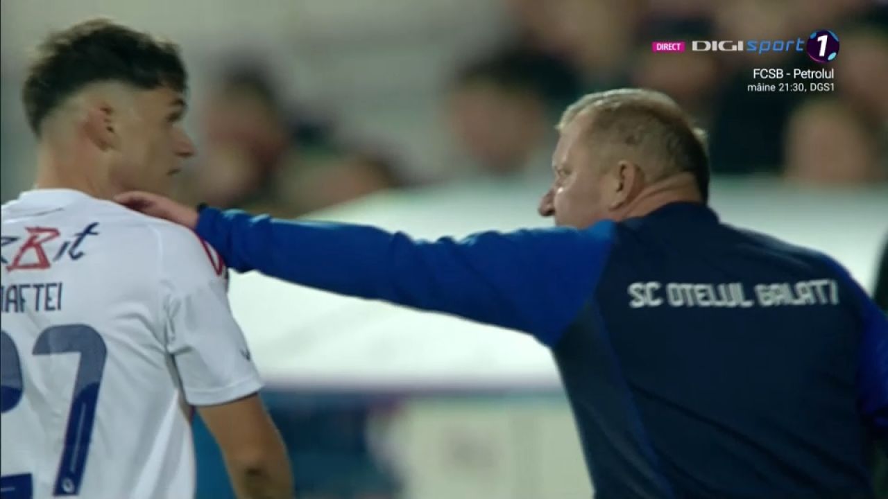 Scene rare la Oțelul - Dinamo: Dorinel Munteanu și-a tras jucătorul de guler și l-a certat_3