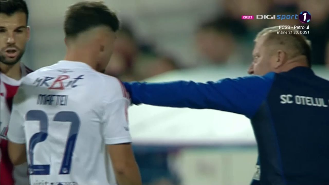 Scene rare la Oțelul - Dinamo: Dorinel Munteanu și-a tras jucătorul de guler și l-a certat_4