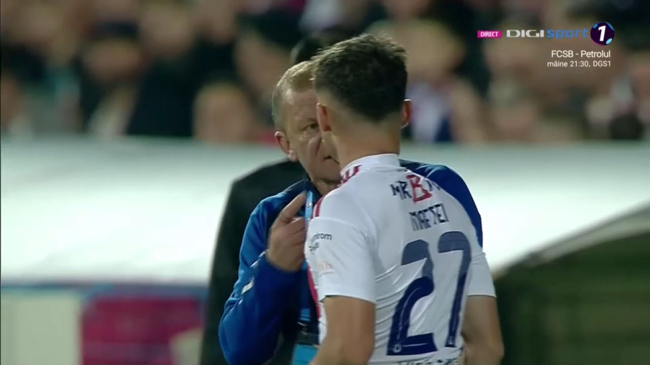 Scene rare la Oțelul - Dinamo: Dorinel Munteanu și-a tras jucătorul de guler și l-a certat_10