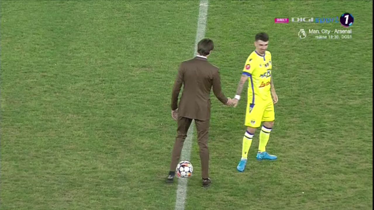 Ciprian Tătăruşanu, aplaudat la scenă deschisă în Ghencea! Imagini spectaculoase cu fostul portar al campioanei_5