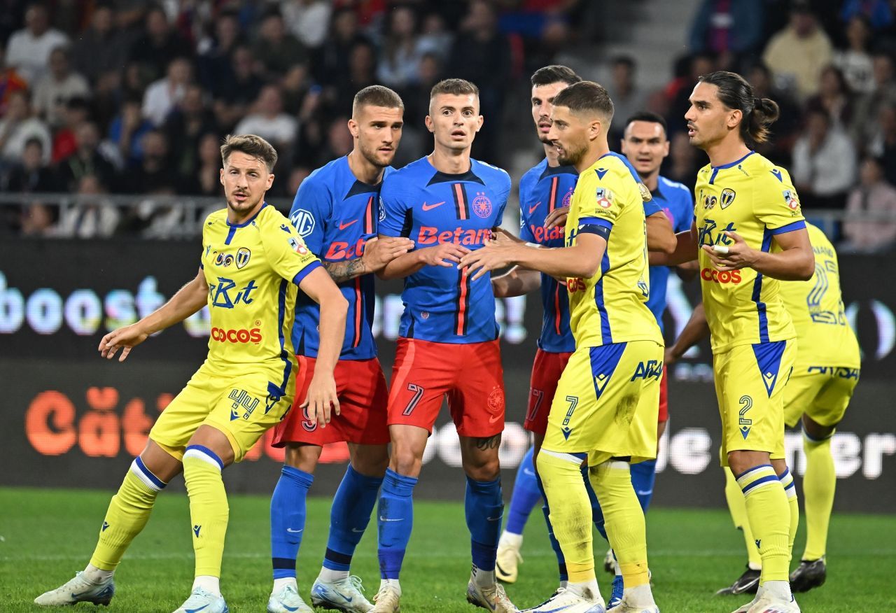 FCSB - Petrolul Ploiești 1-1. Roș-albaștrii pierd două puncte în prelungiri_1