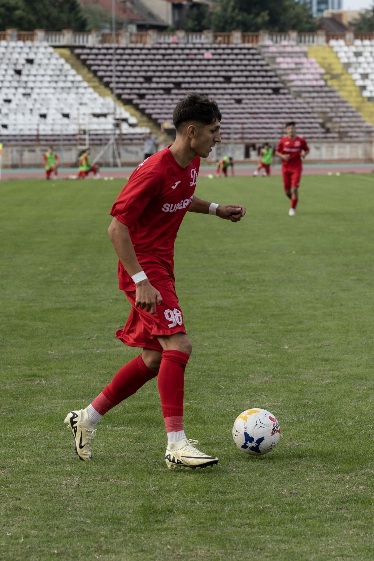 Încă se joacă fotbal în Ștefan cel Mare! Ce au făcut CS Dinamo-Florin Bratu și ACS FC Dinamo-Mihai Iosif în ultima etapă din Liga 3_5