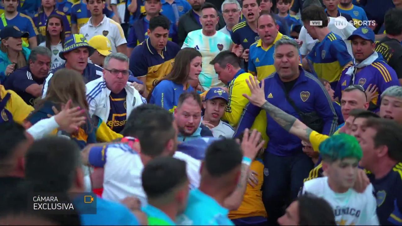 Mai rău ca-n România! Fostul portar al lui Manchester United a