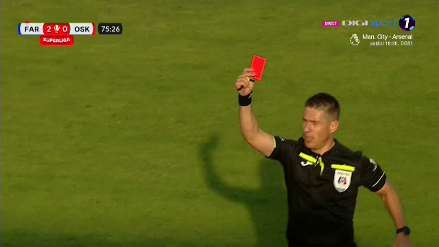 Debut de coșmar! Fotbalistul împrumutat de Rapid la Sepsi, eliminat după 17 minute_8