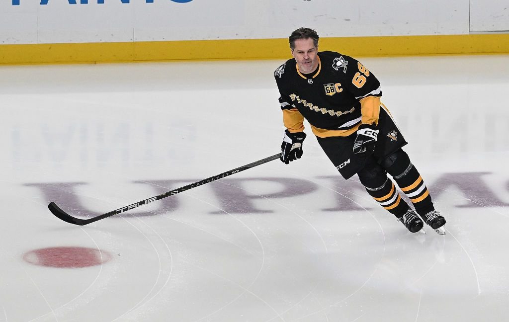 Unul dintre marii hocheiști din istoria NHL se va retrage din activitate, la vârsta de 52 de ani! _4