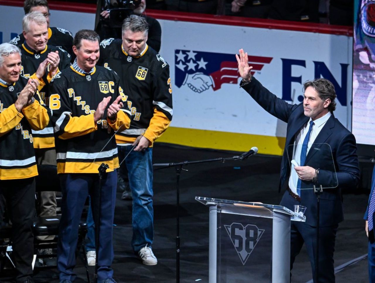 Unul dintre marii hocheiști din istoria NHL se va retrage din activitate, la vârsta de 52 de ani! _7