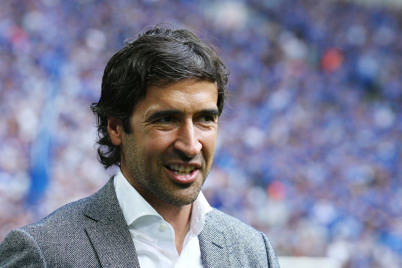Legendarul Raul, aproape de primul job important al carierei de antrenor! La un pas să preia un