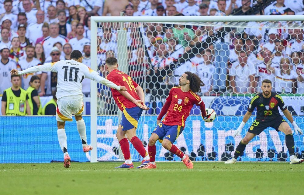 UEFA a recunoscut după două luni ce a văzut toată lumea: hențul lui Marc Cucurella de la EURO 2024!_7