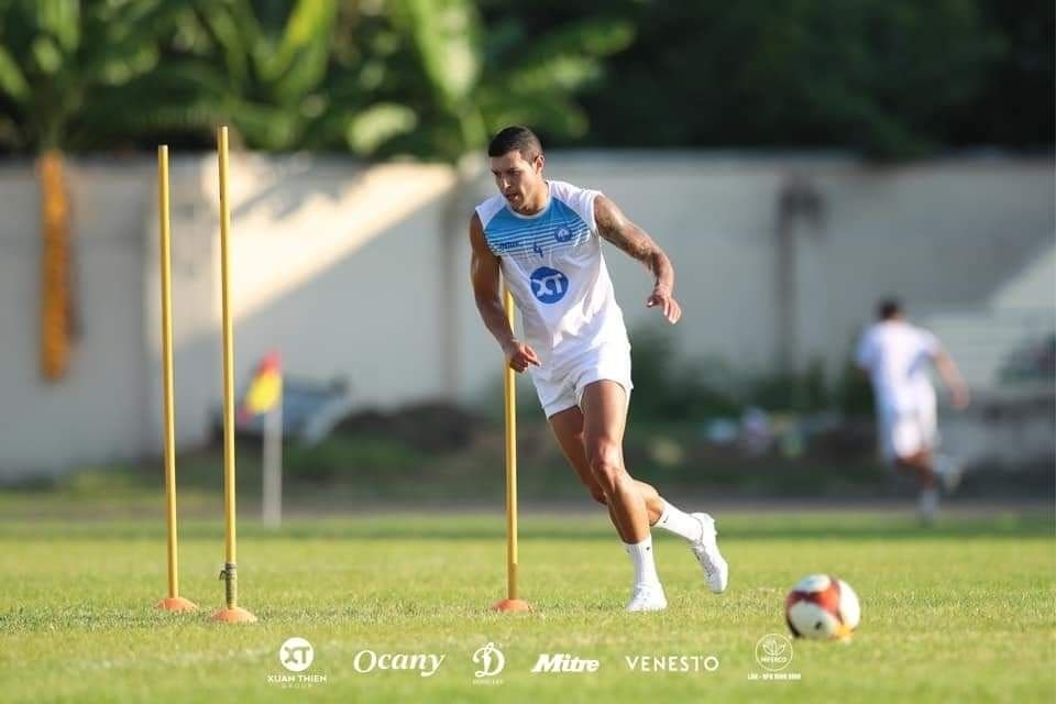 Ce mai face Lucas Alves, fostul căpitan al lui Dinamo. Brazilianul joacă în Champions League!_12