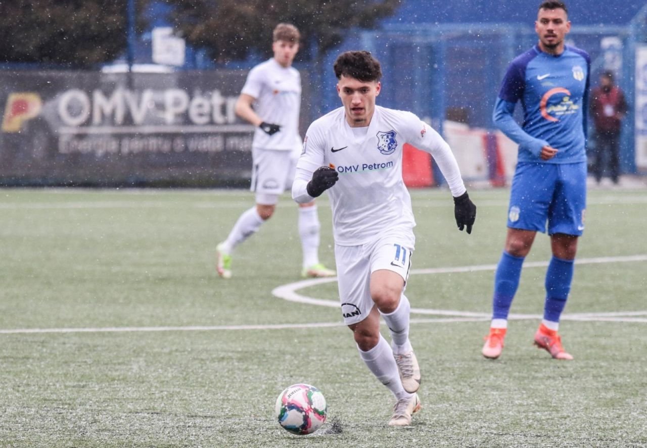 ”Mălăele al lui Dinamo”! Povestea celui mai tânăr debutant din istoria fotbalului românesc_6