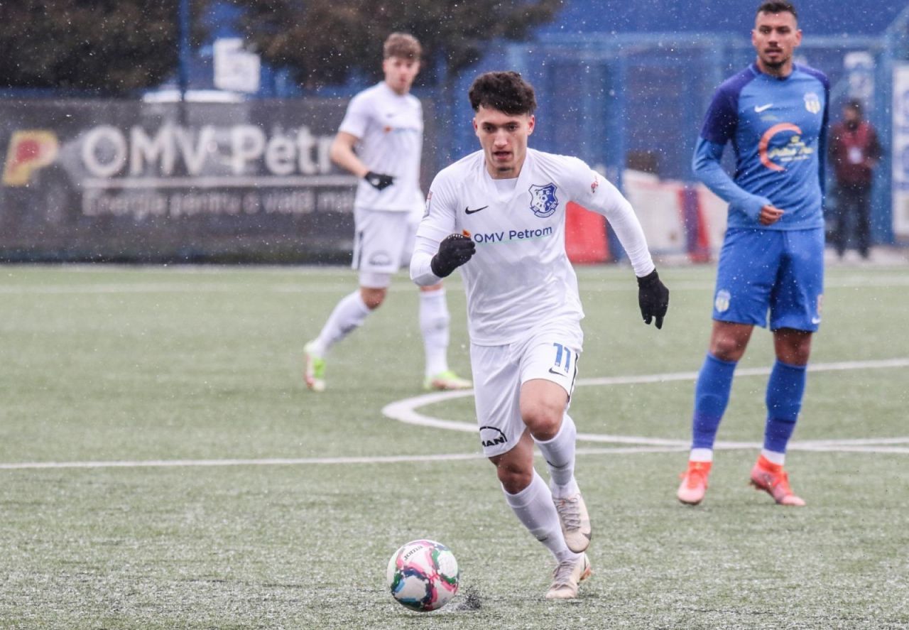 ”Mălăele al lui Dinamo”! Povestea celui mai tânăr debutant din istoria fotbalului românesc_6