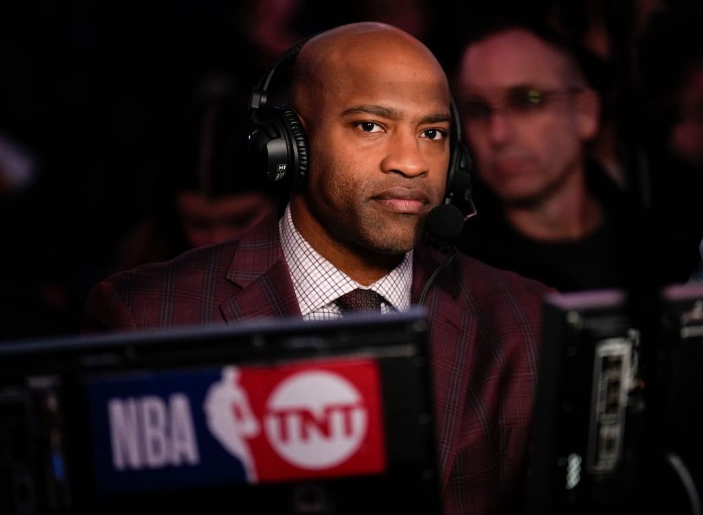 Vince Carter, primul baschetbalist din istoria francizei căruia Toronto Raptors îi retrage tricoul de joc_8