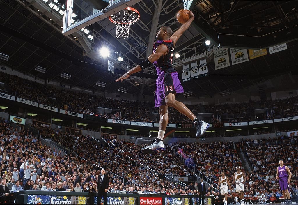 Vince Carter, primul baschetbalist din istoria francizei căruia Toronto Raptors îi retrage tricoul de joc_15