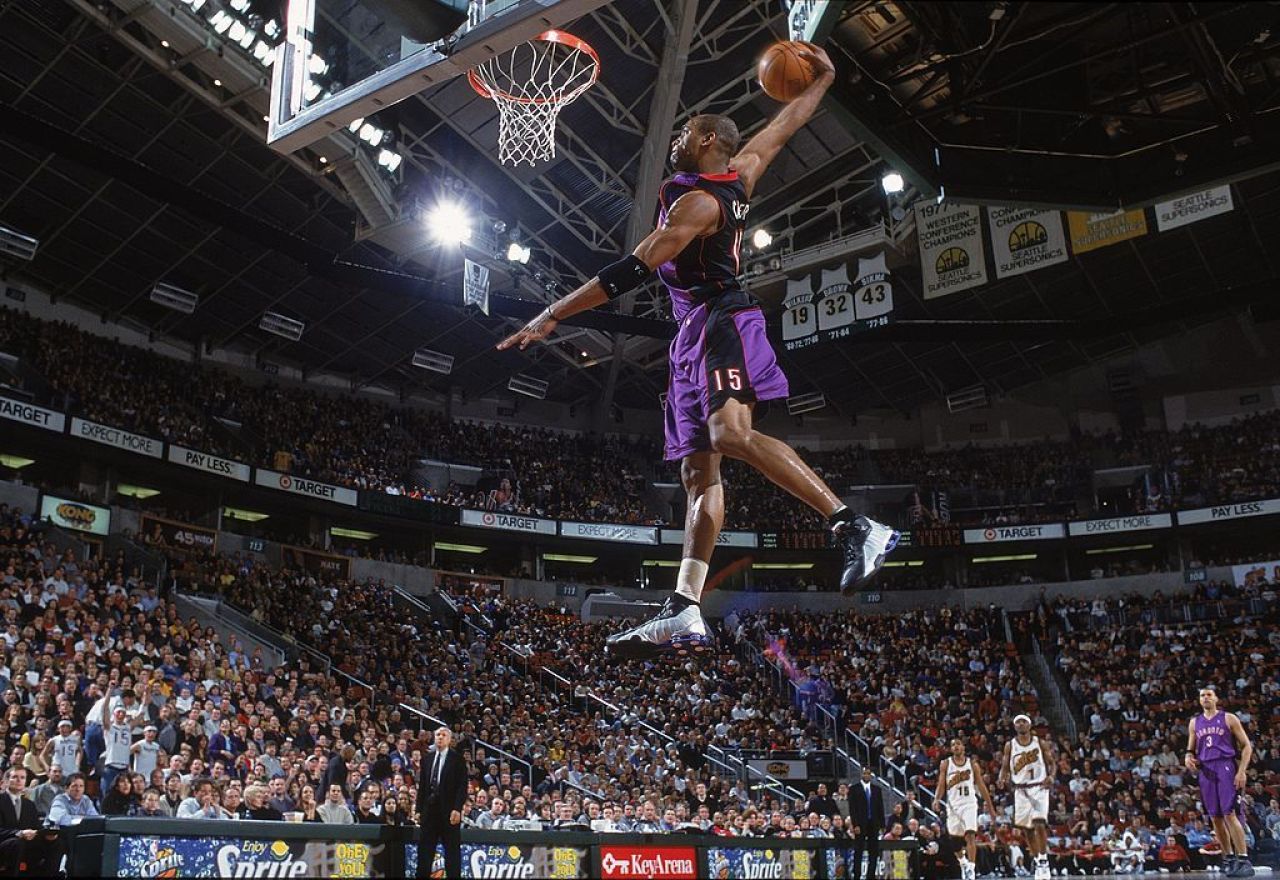 Vince Carter, primul baschetbalist din istoria francizei căruia Toronto Raptors îi retrage tricoul de joc_15