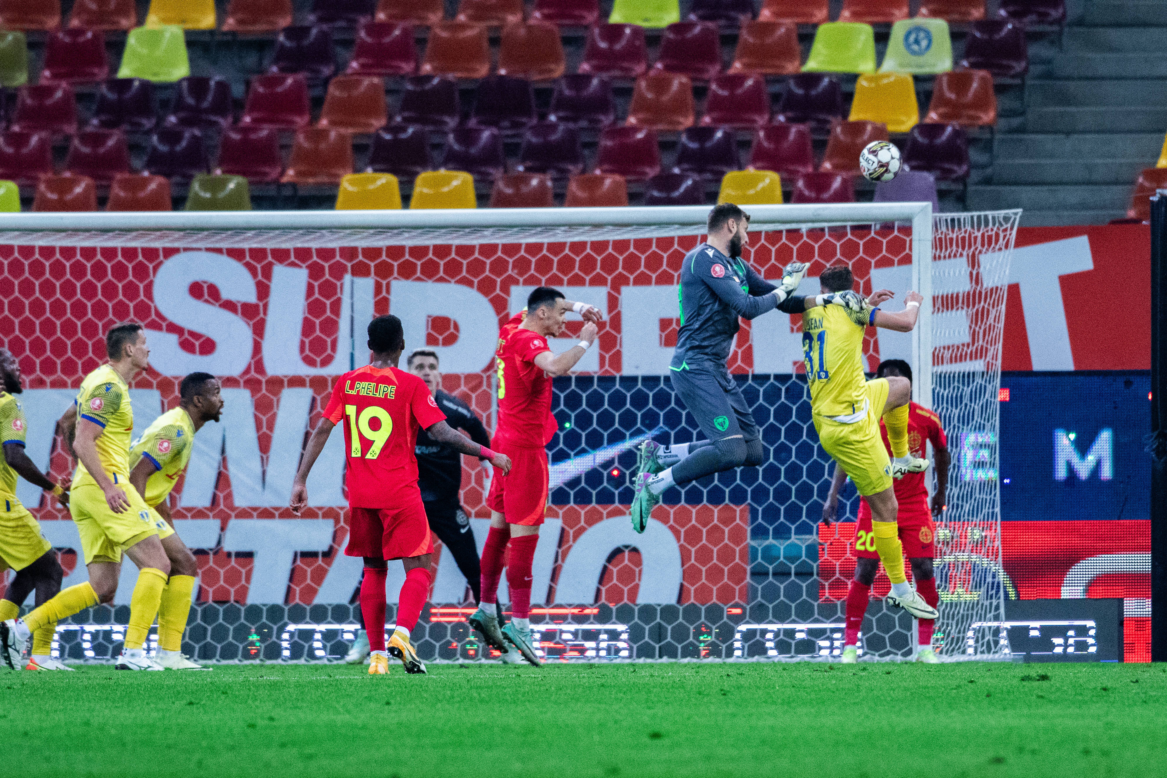 Gigi Becali a anunțat transferul, iar reacția a venit imediat: &rdquo;Este interes și din altă parte!&rdquo;