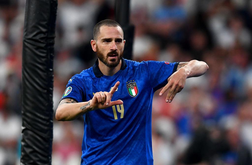 Leonardo Bonucci a fost pus să aleagă &icirc;ntre Messi și Ronaldo, iar răspunsul său a uimit pe toată lumea: Coșmarul meu