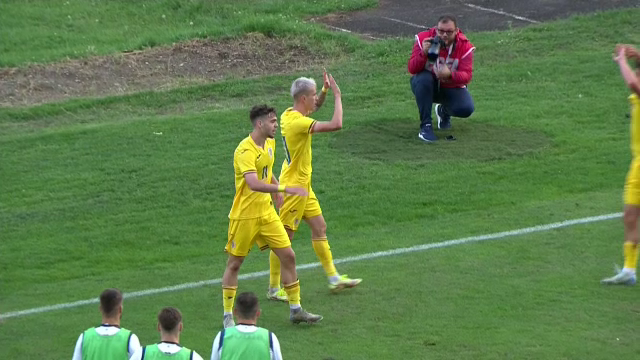 Tavi Popescuuuuu! Pariul lui Gigi Becali strălucește &icirc;n tricoul naționalei: gol și assist &icirc;n poarta Muntenegrului