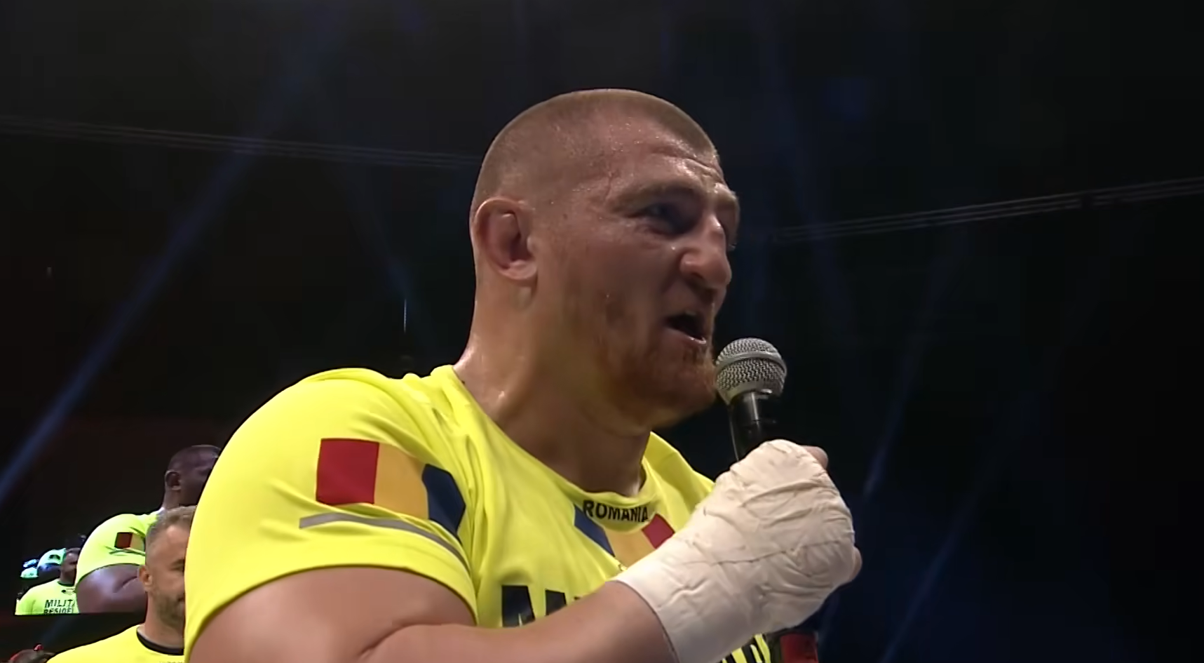 &rdquo;S&acirc;ngera continuu, dar a făcut poze cu toți!&rdquo; &Icirc;nt&acirc;mplare formidabilă cu Cătălin Moroșanu &icirc;n Madrid