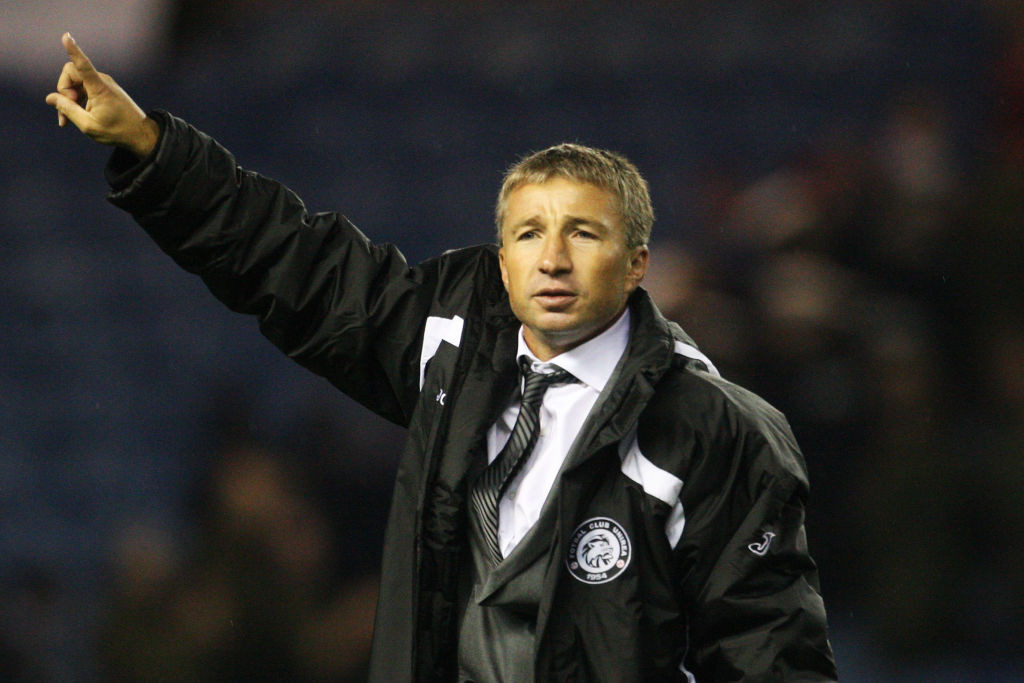 Dan Petrescu, antrenorul care a c&acirc;știgat pe Ibrox, dă pronosticul pentru Rangers - FCSB