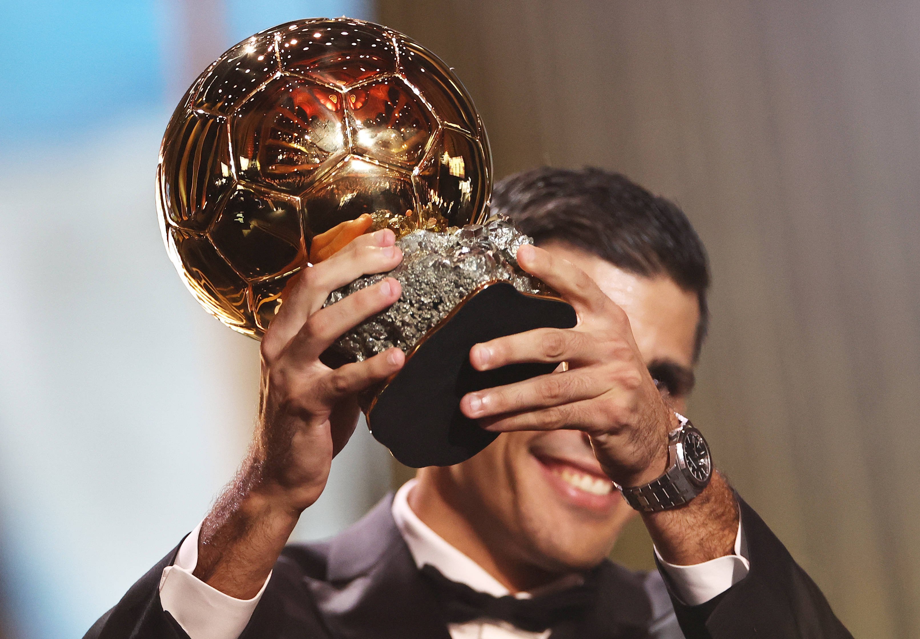Mutare de geniu? Real Madrid vrea să &icirc;l transfere pe c&acirc;știgătorul Balonului de Aur