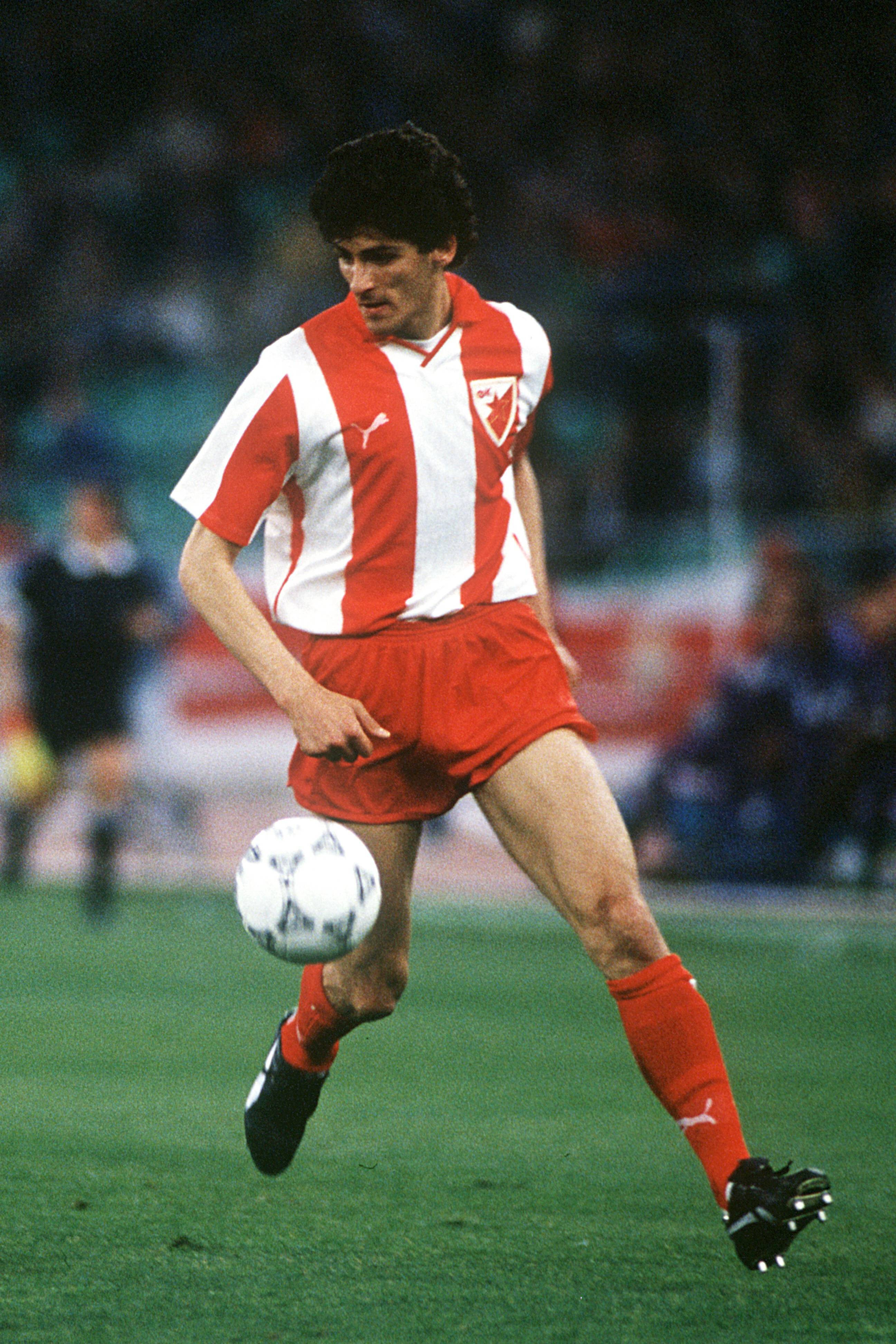 Un pretext bun pentru a vorbi despre un jucător special . Ce a scris L Equipe despre Miodrag Belodedici