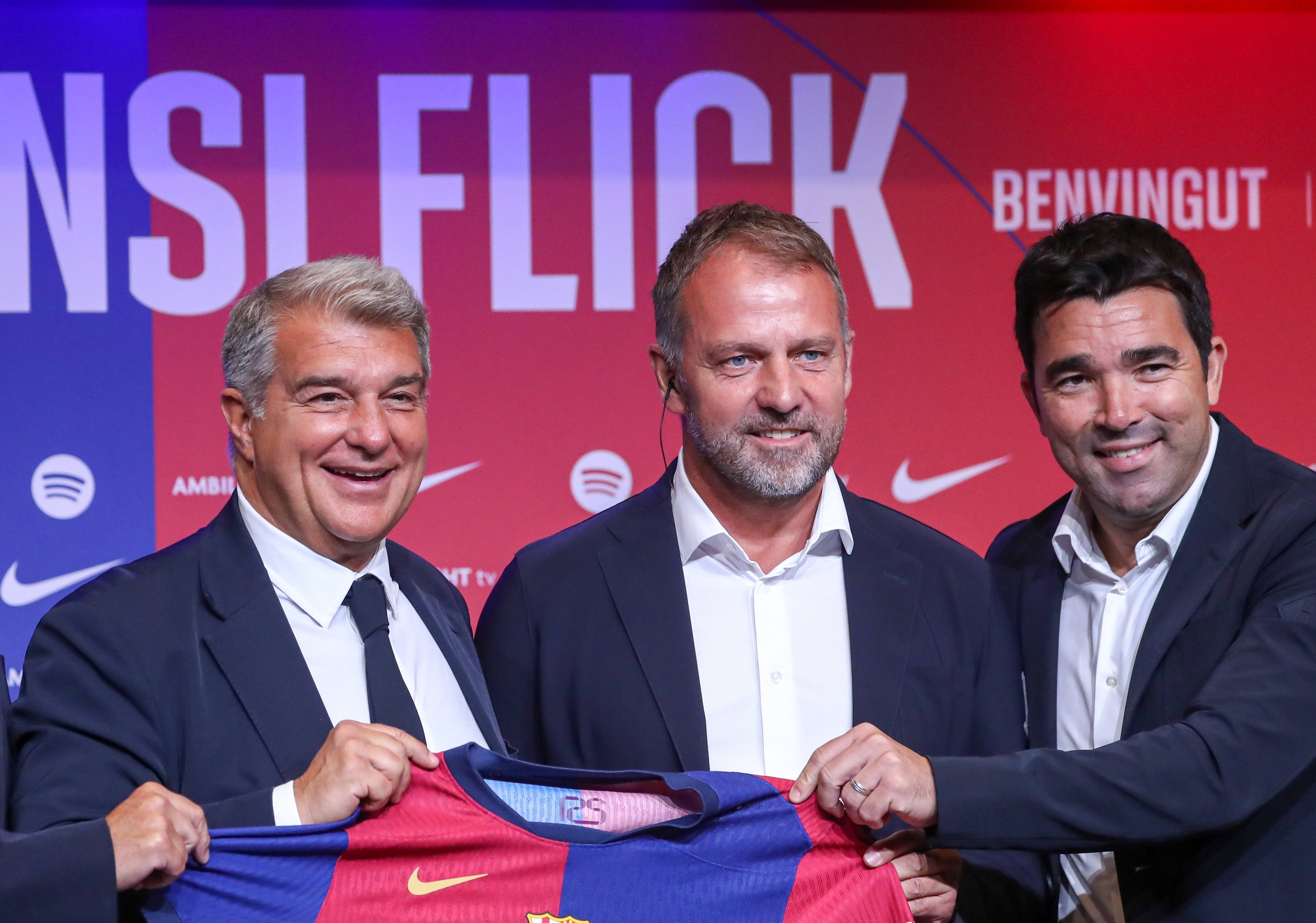 Hansi Flick vrea să egaleze performanța reușită de Xavi Hernandez