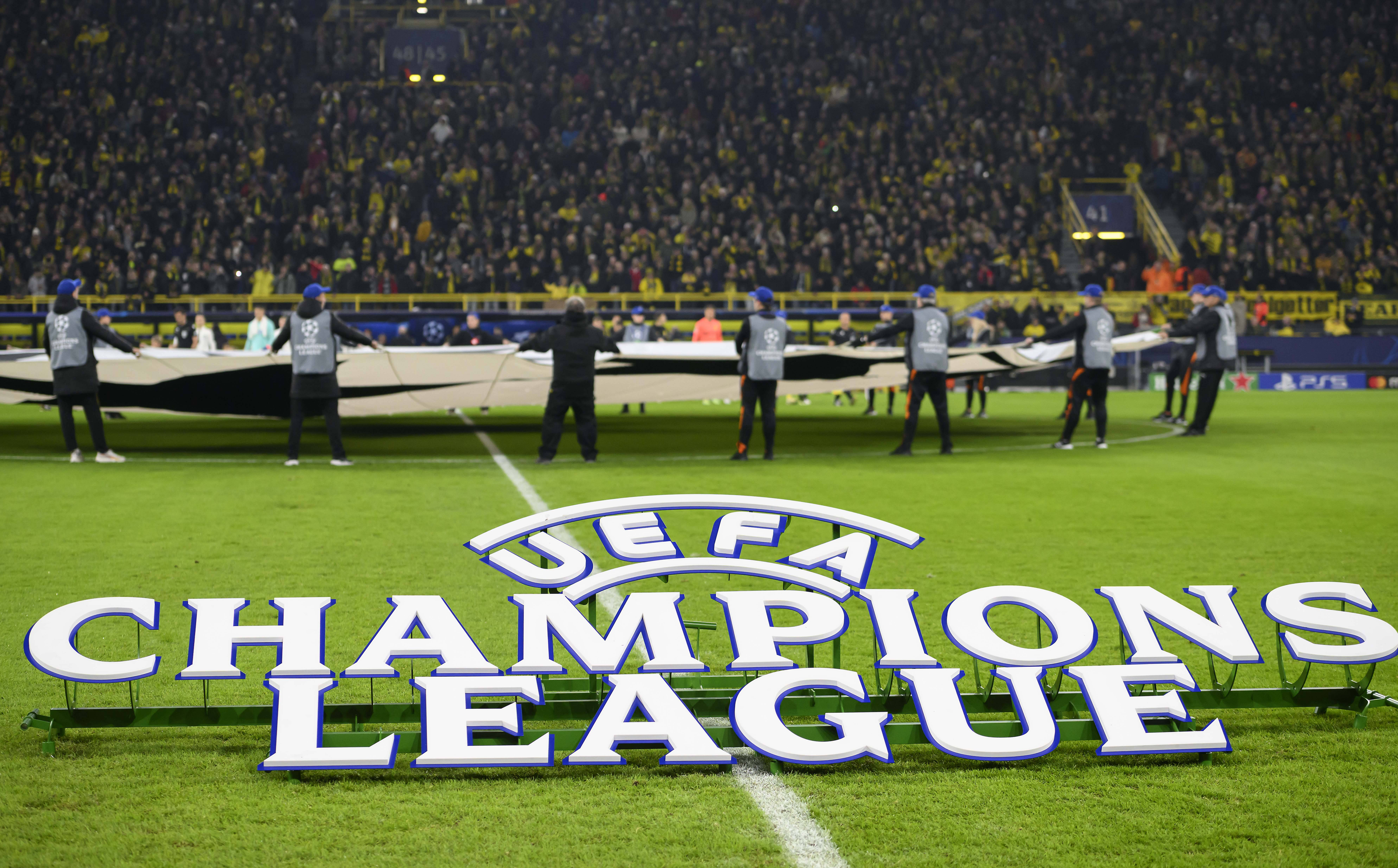 Champions League | Cu Istvan Kovacs la centru, Inter a &icirc;nvins-o pe Arsenal! Barcelona a făcut spectacol