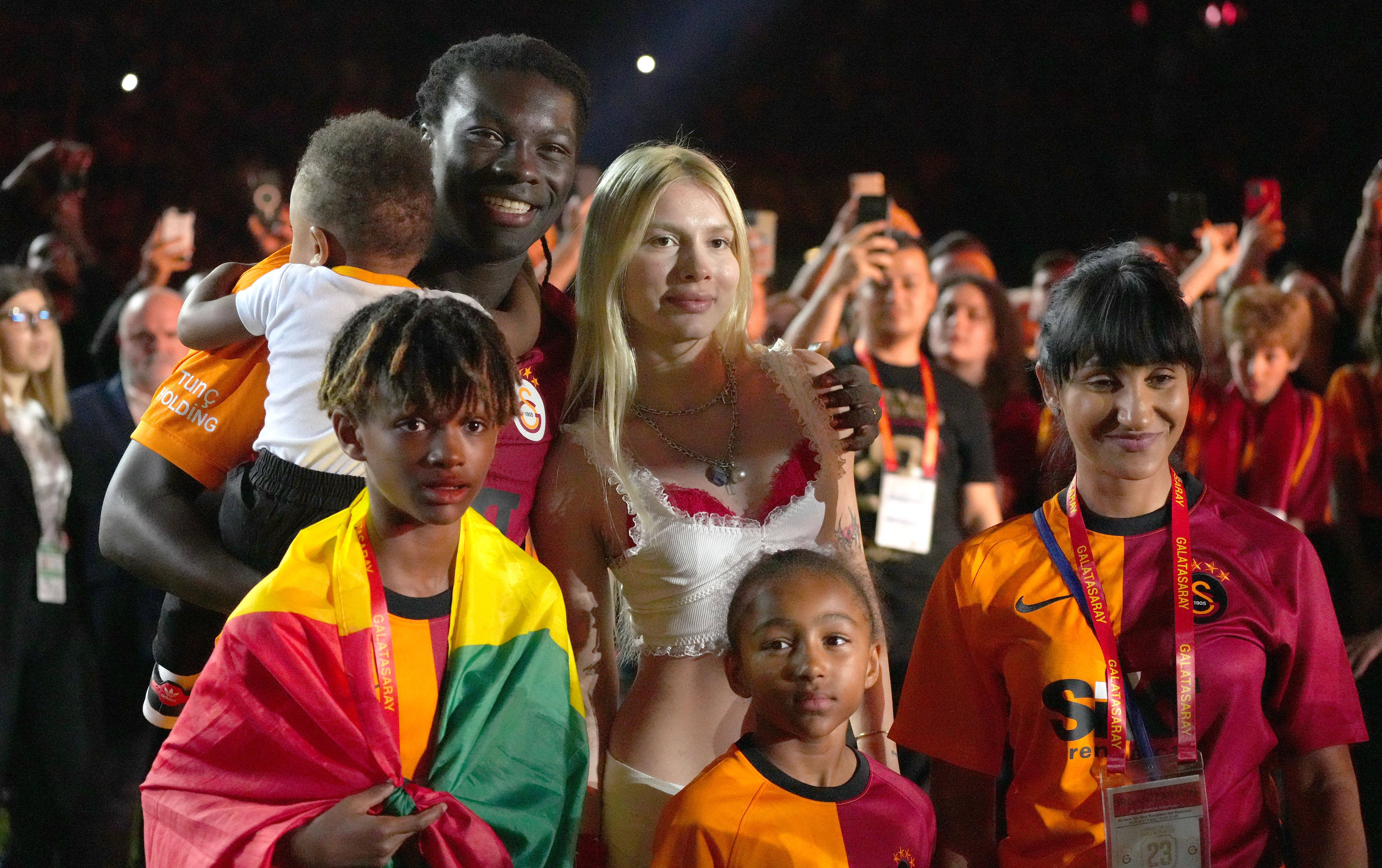 Gomis imago1030716271