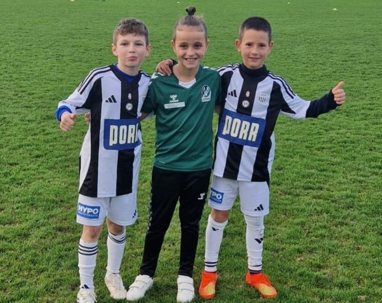 S-a spart gașca! Puștii rom&acirc;ni din &rdquo;Banda de la Linz&rdquo; s-au transferat la echipele mari ale Austriei