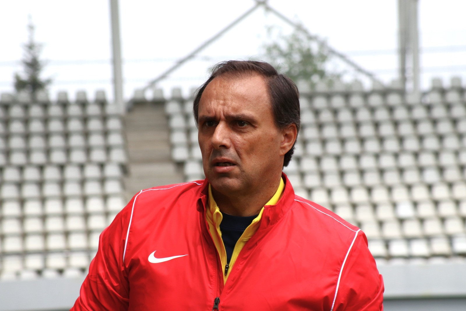 Reacția lui Panduru după ce B&icirc;rligea a fost lăsat pe bancă la Rom&acirc;nia - Kosovo: N-are nicio treabă nea Mircea