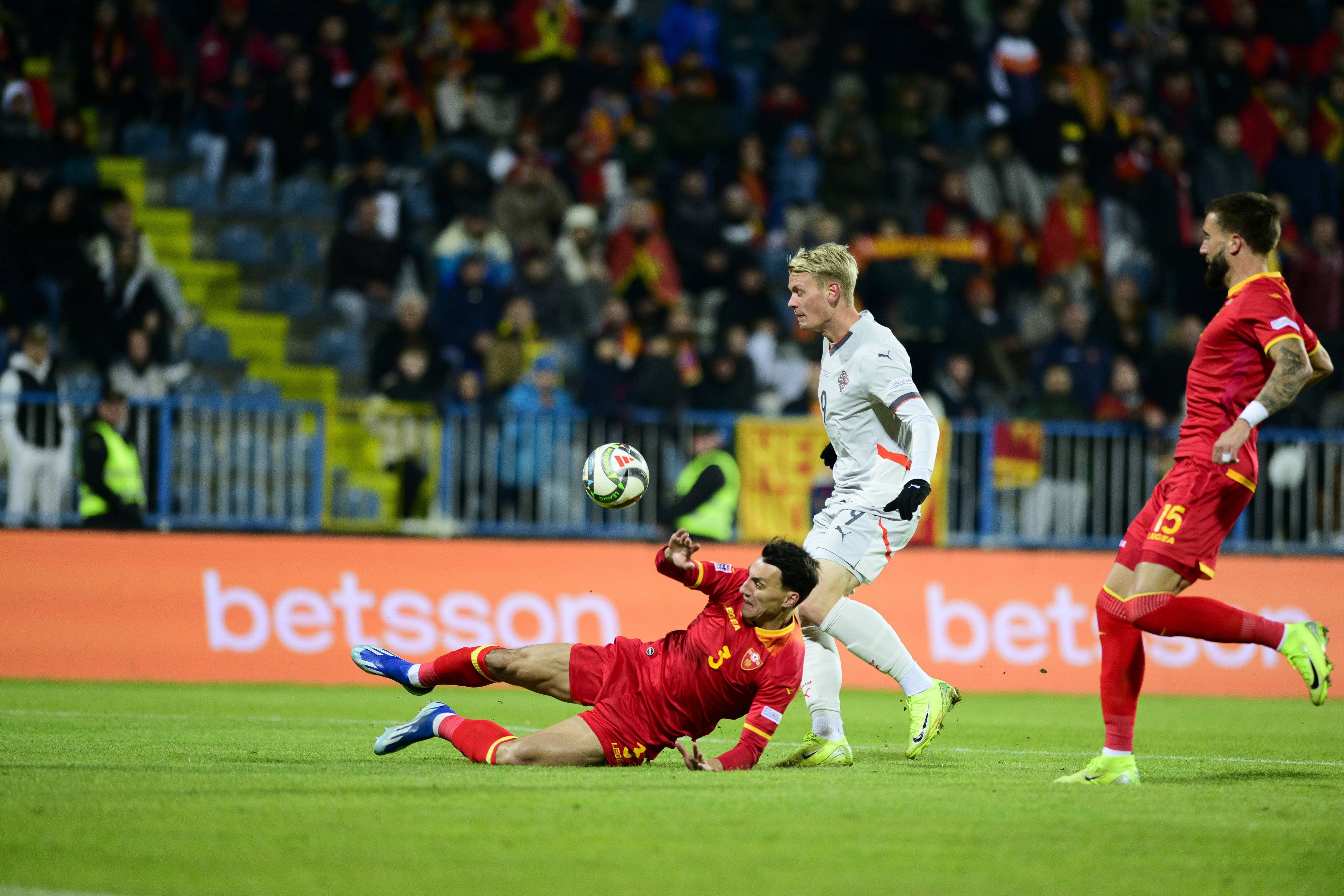 Dezastru total pentru un fotbalist de la FCSB! A cincea &icirc;nfr&acirc;ngere consecutivă din tot at&acirc;tea meciuri &icirc;n UEFA Nations League
