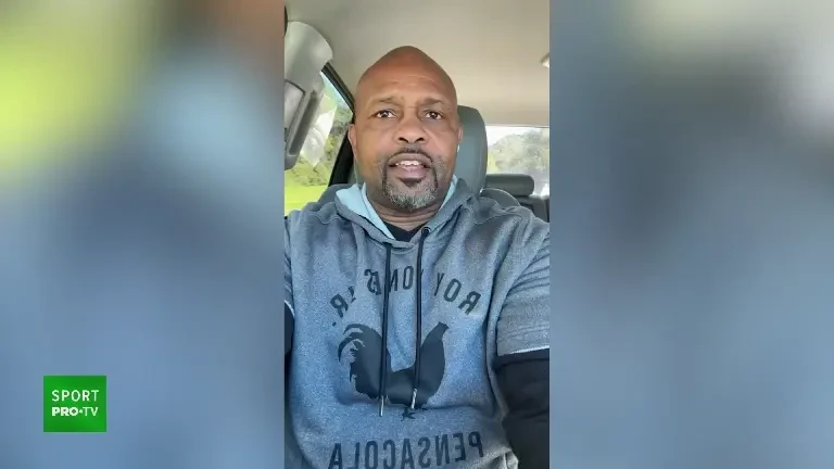 Roy Jones Jr. i-a transmis un mesaj lui Ronald Gavril (23 noiembrie 2024)