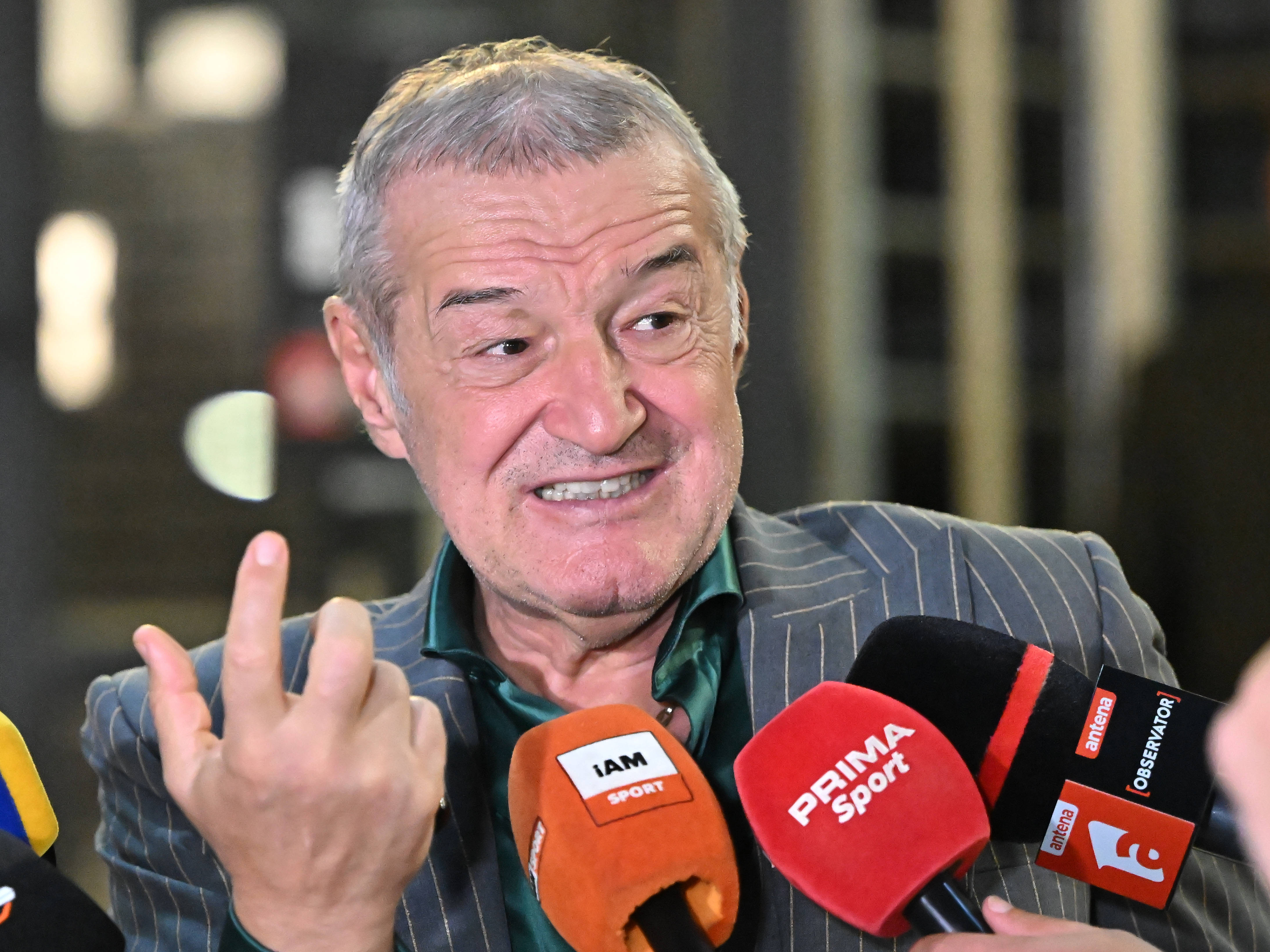 Gigi Becali s-a ținut de cuv&acirc;nt! Ce s-a &icirc;nt&acirc;mplat la pauza meciului FCSB &ndash; Unirea Slobozia