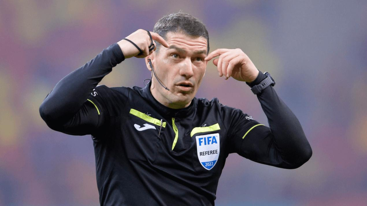 Istvan Kovacs, inamicul publicului &icirc;n Irak: decizia sa a aruncat stadionul &icirc;n aer &icirc;ntr-un meci incendiar