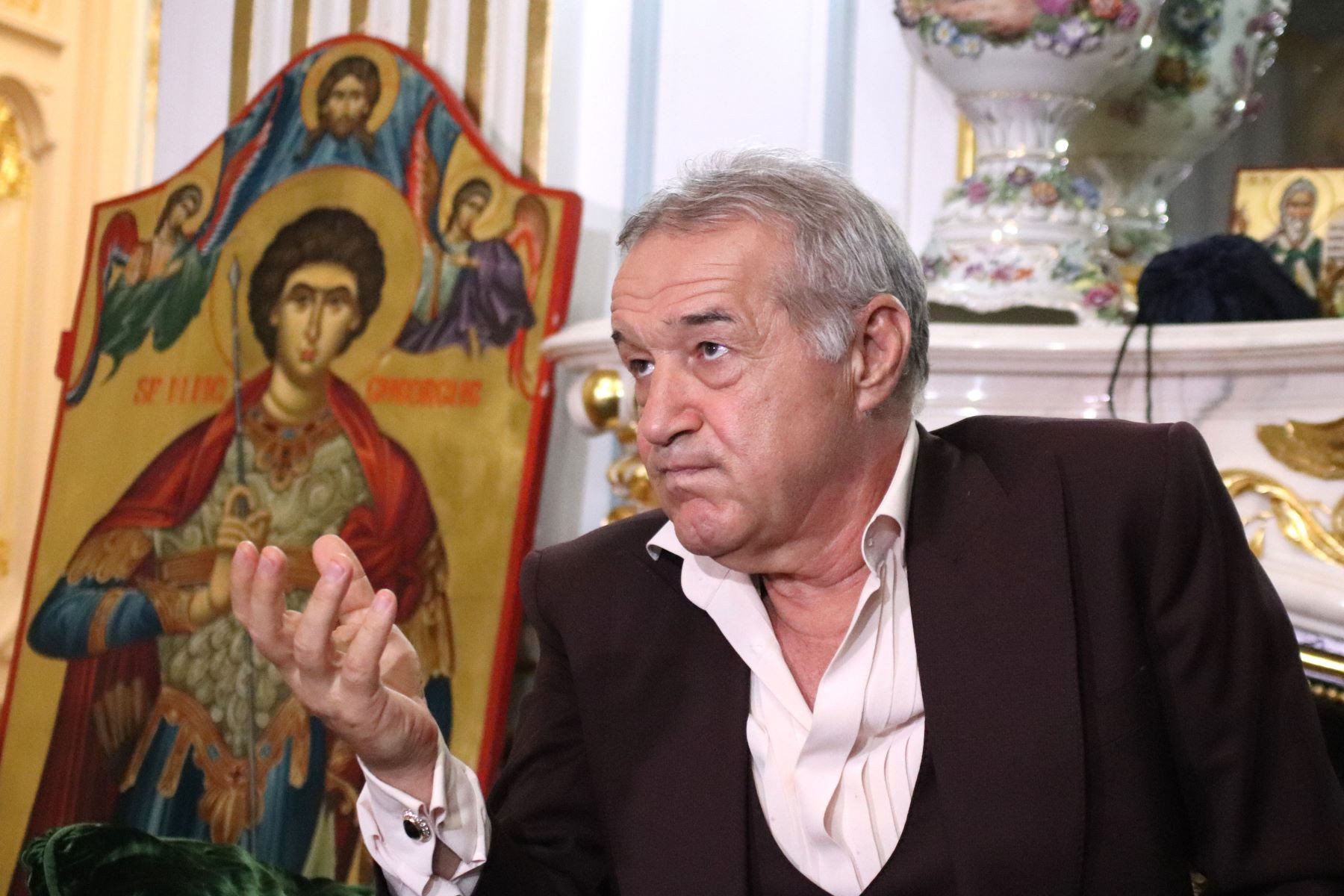 &Icirc;și ia Gigi Becali scor de neprezentare la alegerile prezidențiale?