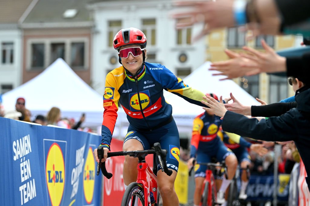 &Icirc;ncă o lovitură pentru ciclismul din Marea Britanie. Lizzie Deignan și-a anunțat retragerea din activitate