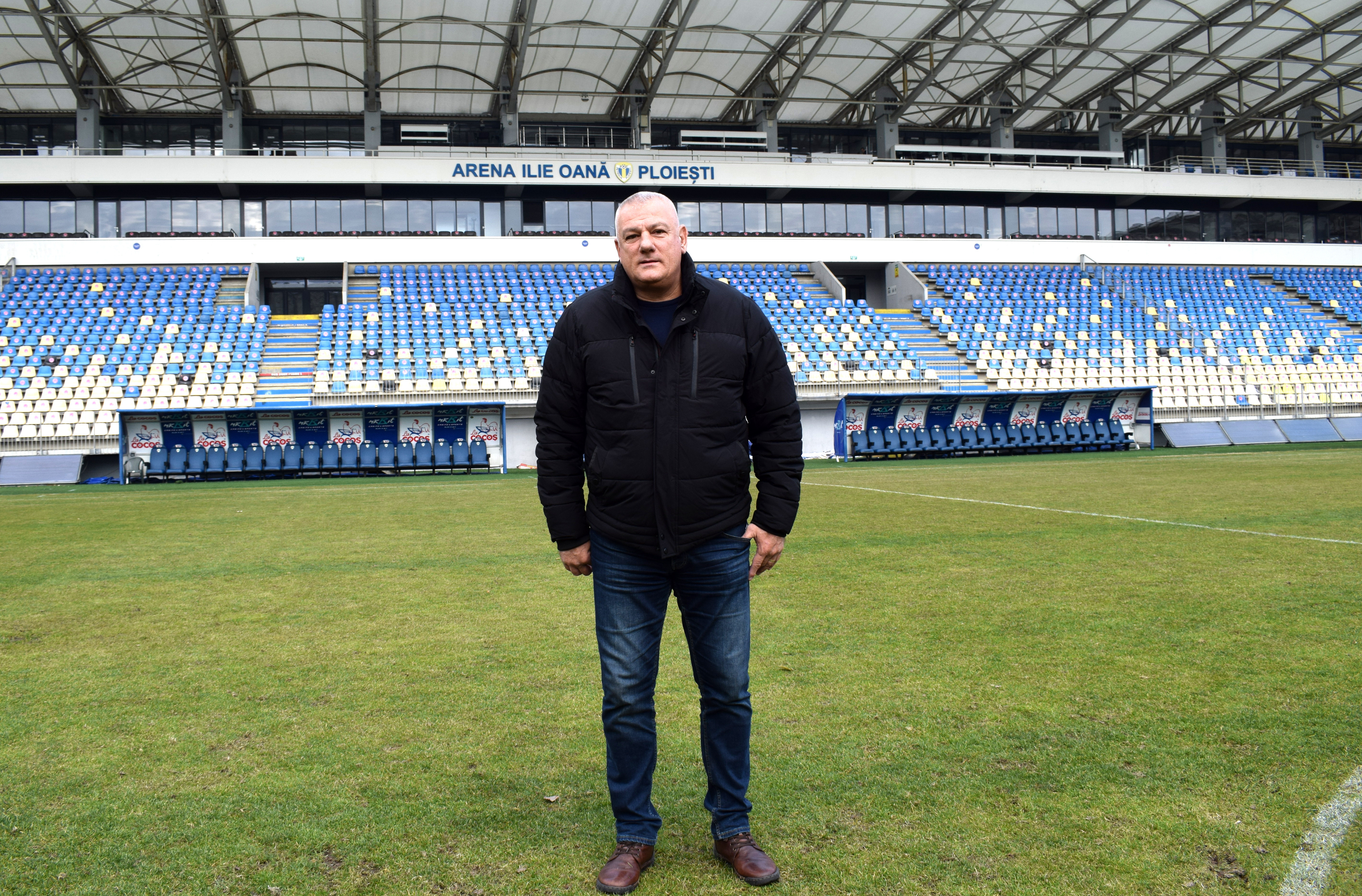 100 de ani de Petrolul Ploiești! Legenda cu peste 500 de meciuri &icirc;n tricoul &rdquo;lupilor galbeni&rdquo; vorbește despre &rdquo;cel mai dificil moment&rdquo;