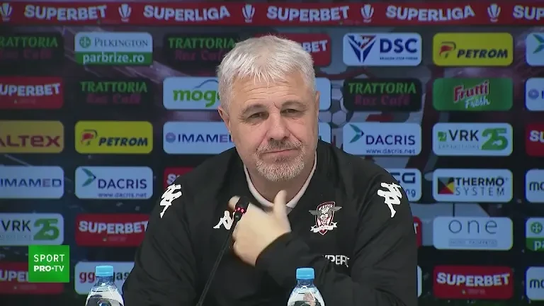 Conferință de presă Marius Șumudică înainte de Sepsi - Rapid (04.12.2024)