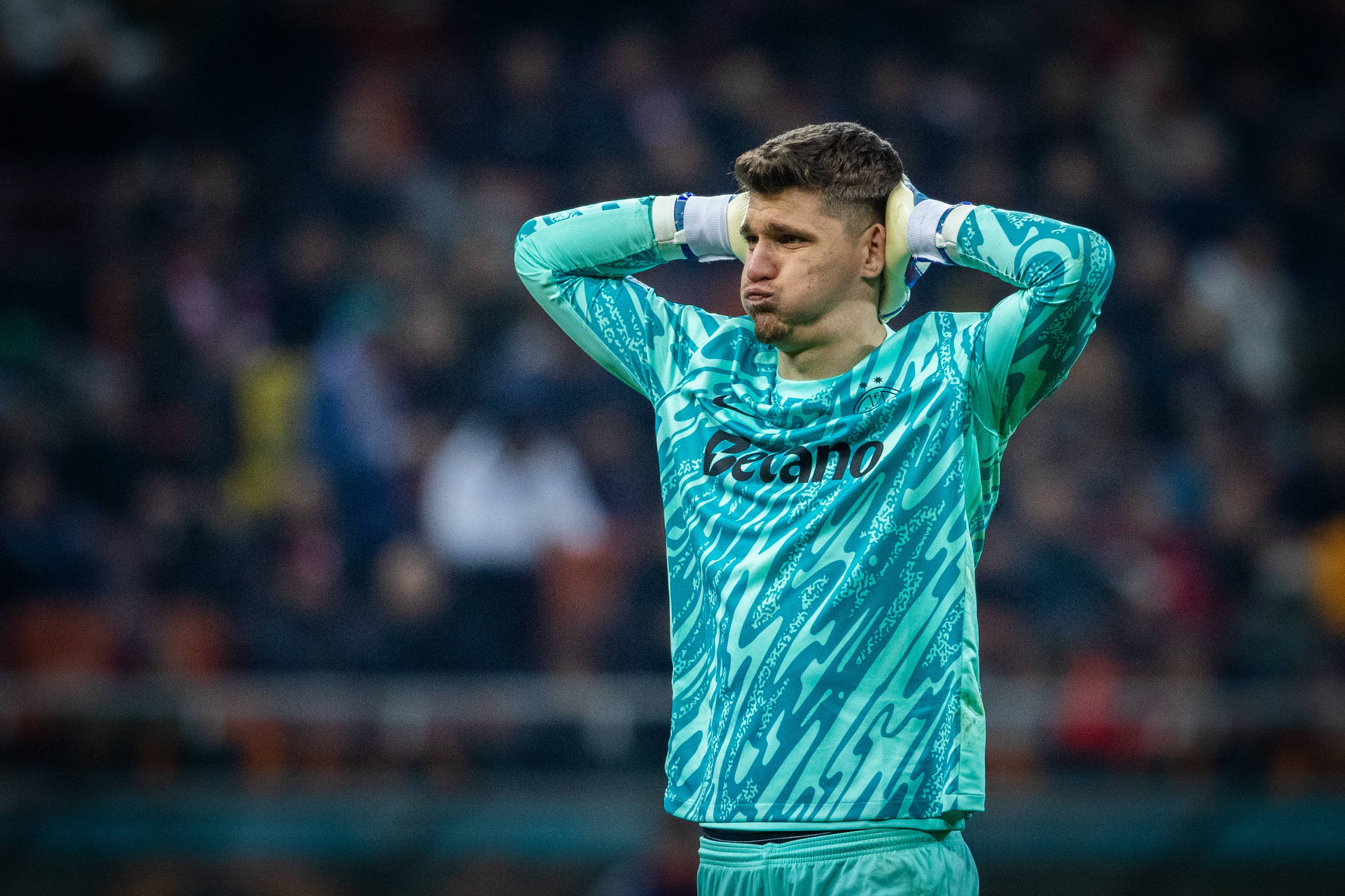 Udinese și-a luat g&acirc;ndul de la T&acirc;rnovanu! Portarul transferat pentru a-i face concurență lui Răzvan Sava