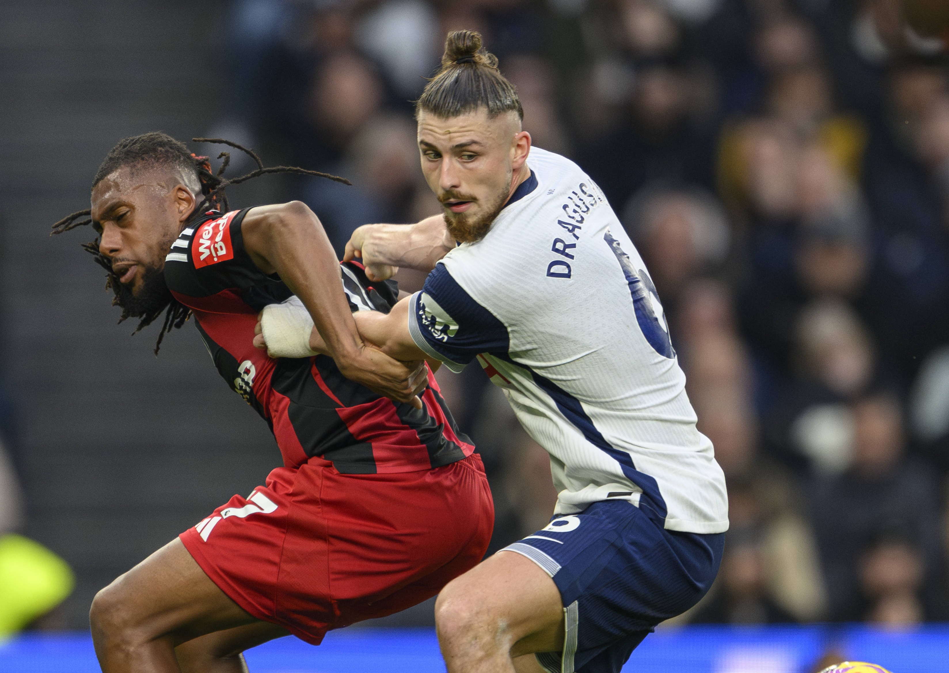 Anunțul britancilor despre Radu Drăgușin &icirc;nainte de Bournemouth - Tottenham: &rdquo;Asta răm&acirc;ne de văzut!&rdquo;