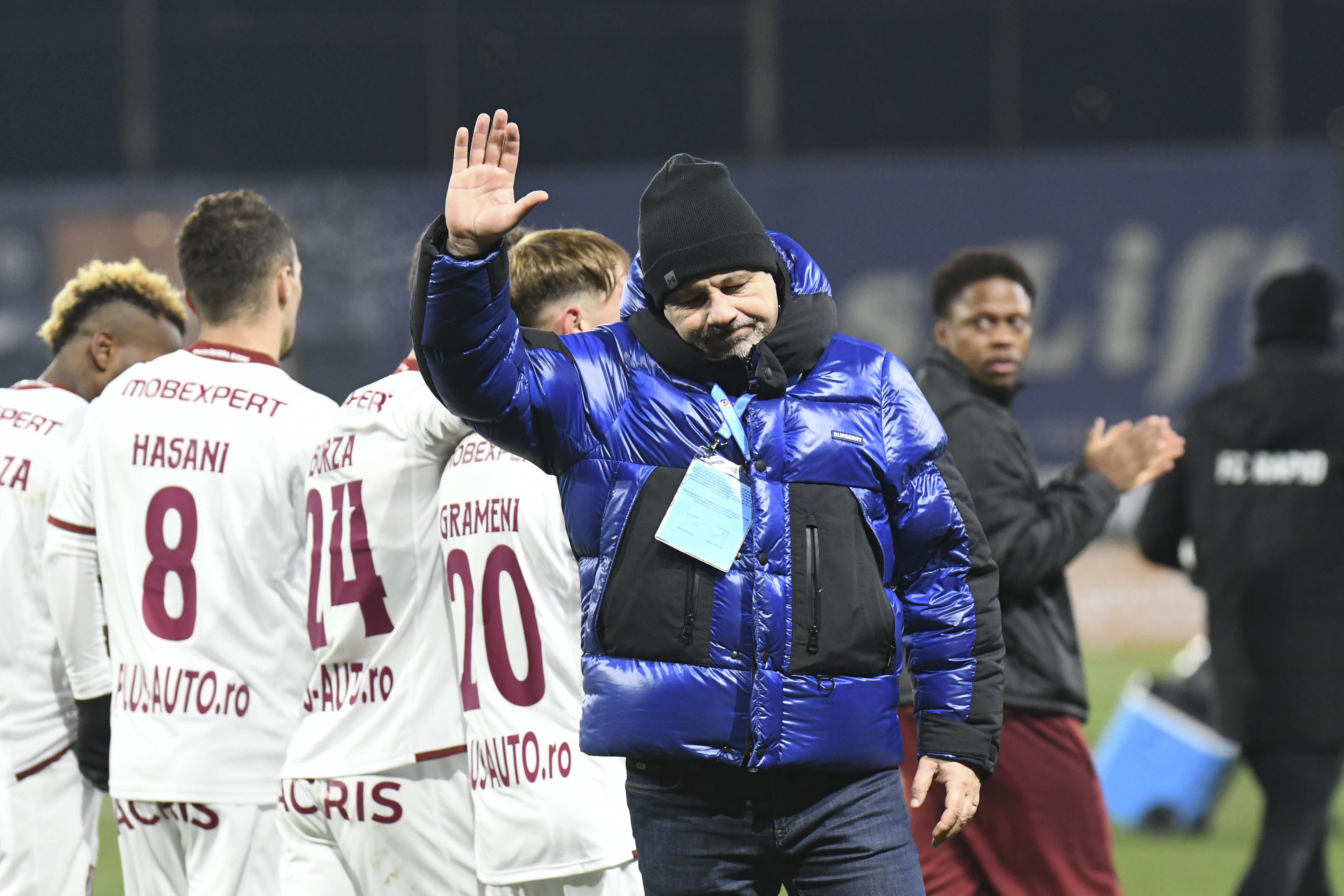 OUT de la Rapid! Jucătorul de un milion de euro și-a găsit echipă după două luni fără niciun meci