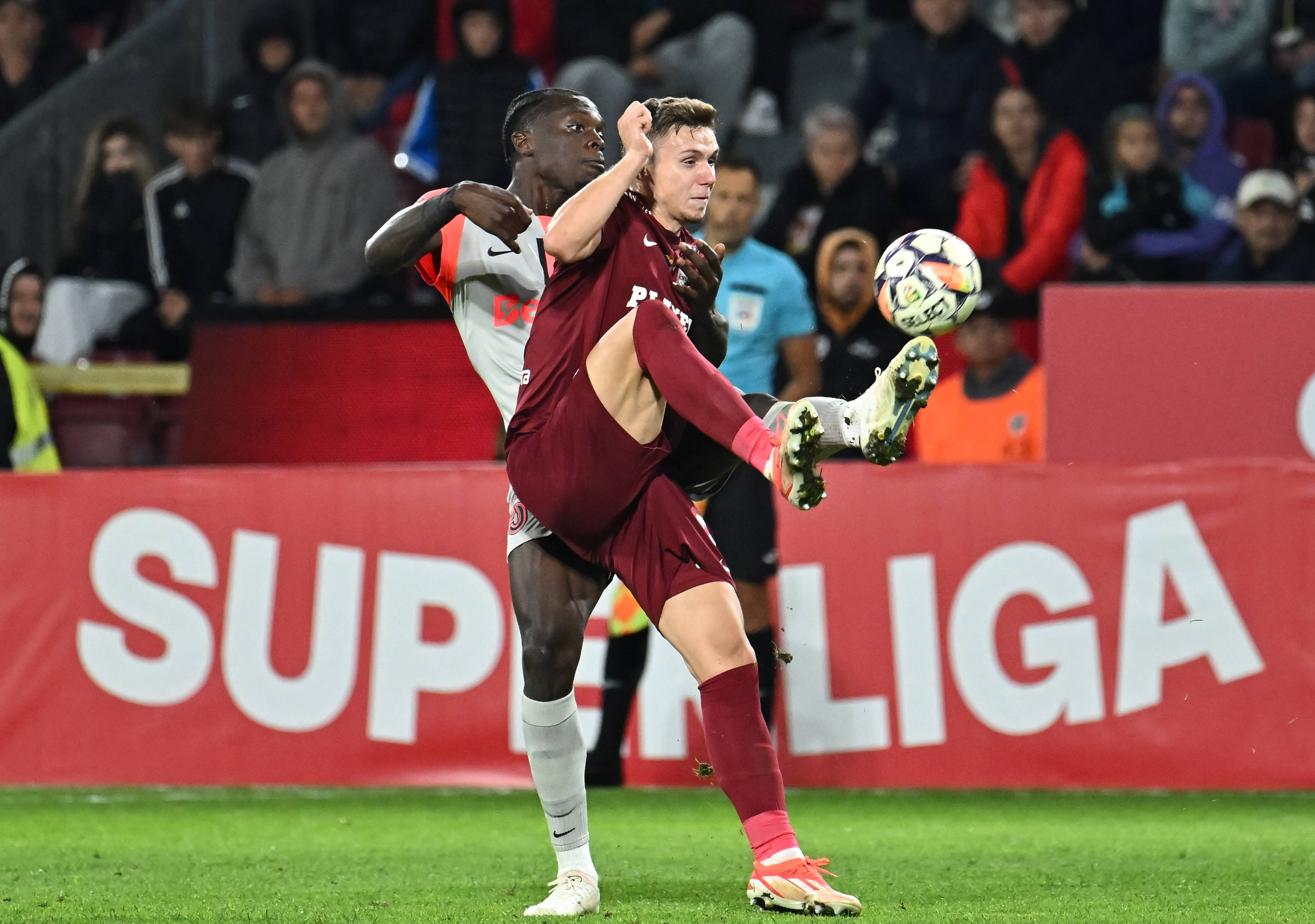 Louis Munteanu, la FCSB? Gigi Becali anunță: Am vorbit cu Varga