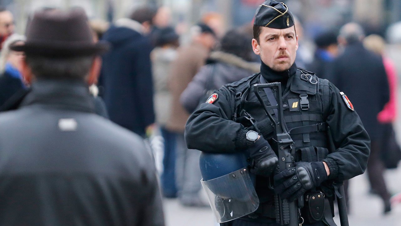 Franța, &icirc;n stare de alertă: amenințare cu bombă la meciul Nantes &ndash; Rennes. Doi bărbați, arestați. Detaliile cazului