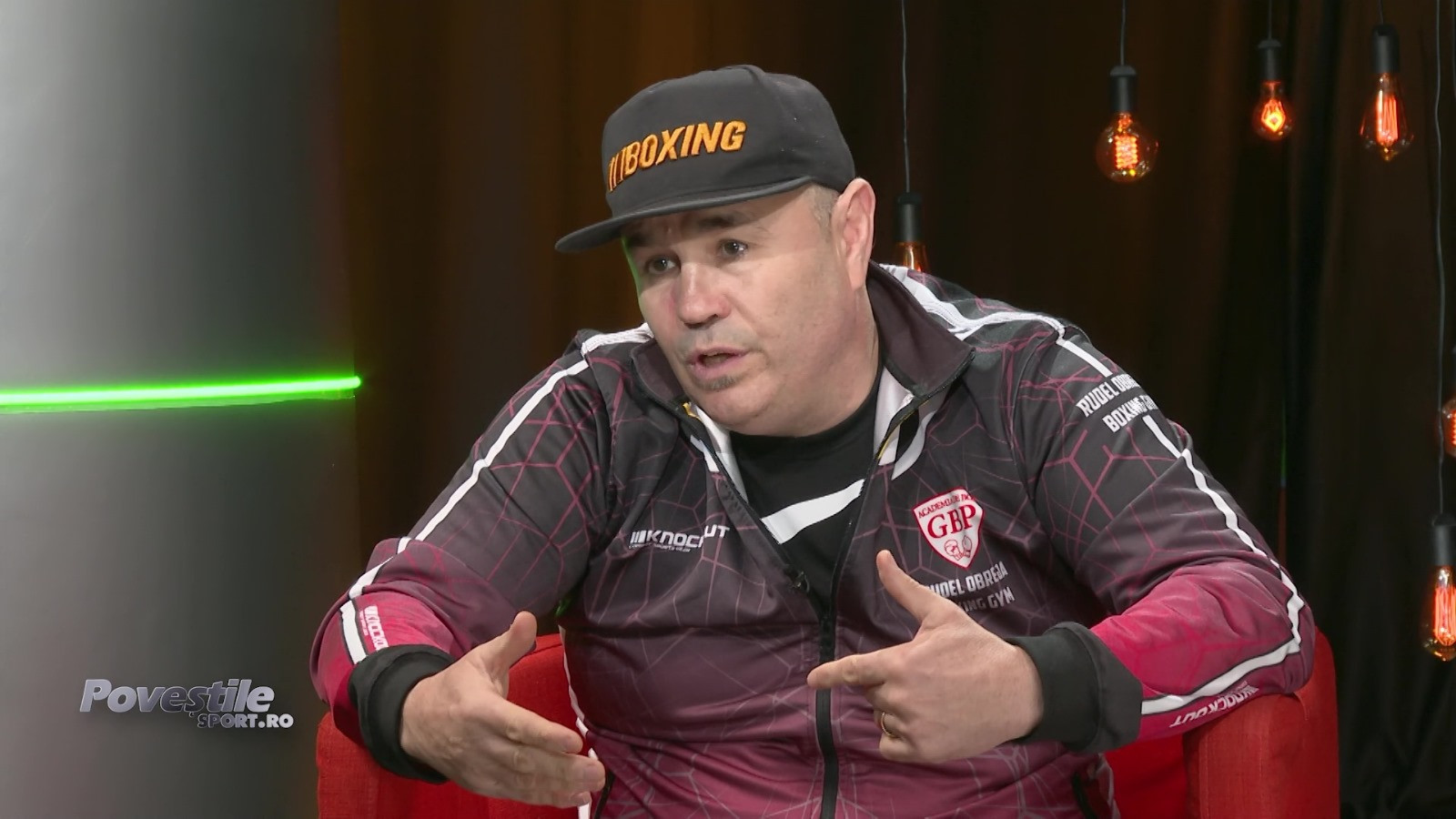 C&acirc;nd pasiunea e mai presus de orice! Octavian Stoica a mers trei zile cu trenul p&acirc;nă &icirc;n Spania, pentru un meci de box: &rdquo;Bursa a fost 1.000 de dolari&rdquo;