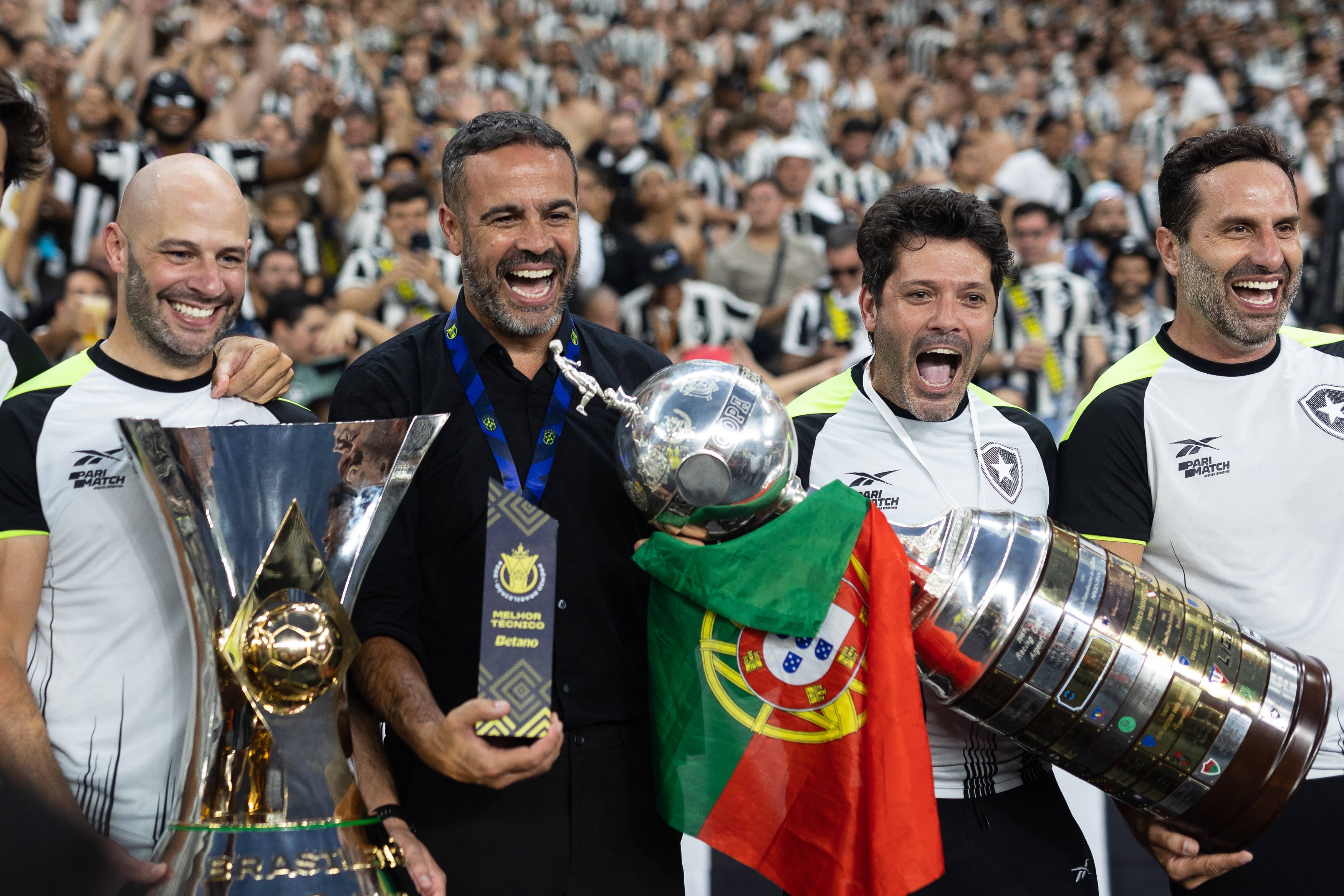 Aflăm de azi pe VOYO cine joacă finala FIFA Intercontinental Cup cu Real Madrid! Favorita e antrenată de tatăl unui fotbalist de la FCSB
