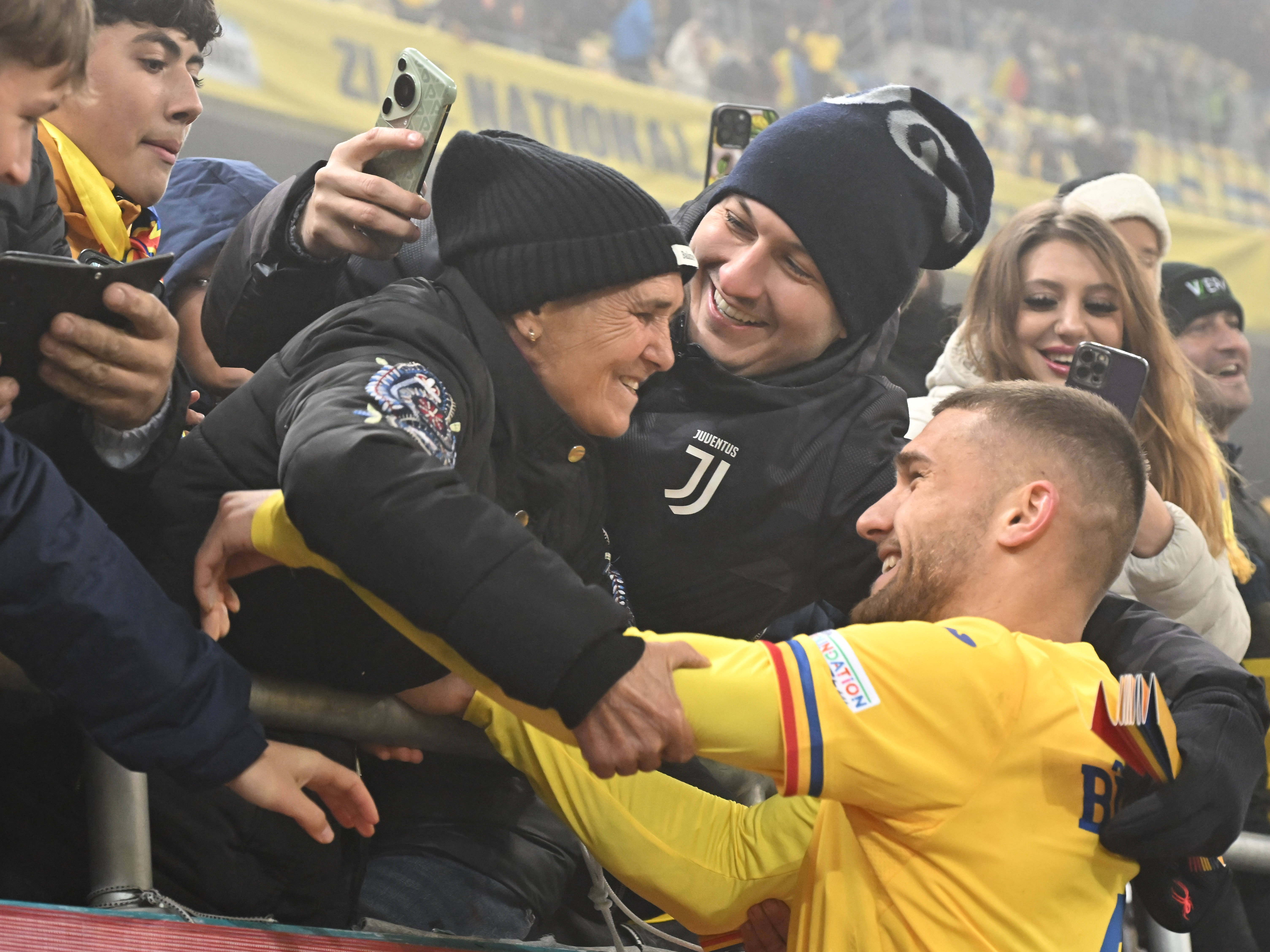 Daniele, dă-mi și mie tricoul tău! Andru Nenciu scrie despre copilul din Insula Mare a Brăilei